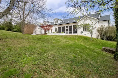 11 Bancroft Place Nashville TN 37215