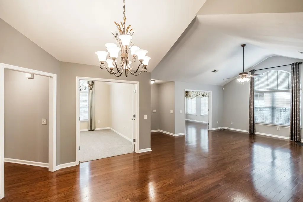 825 Browns Lane Gallatin TN 37066