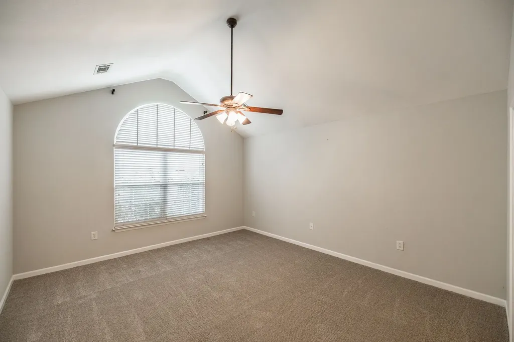 825 Browns Lane Gallatin TN 37066