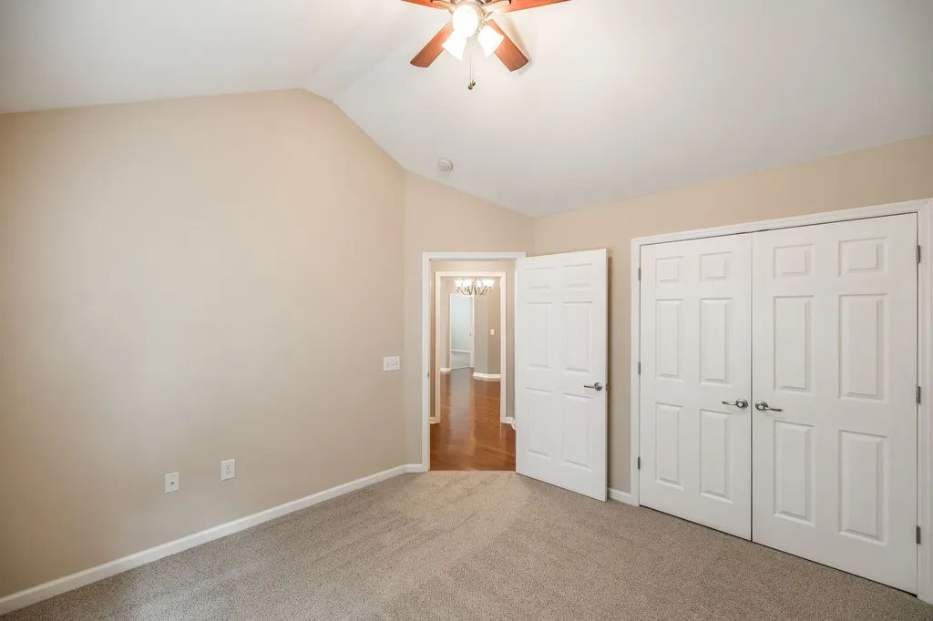 825 Browns Lane Gallatin TN 37066