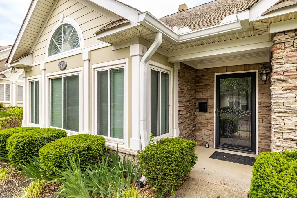 825 Browns Lane Gallatin TN 37066