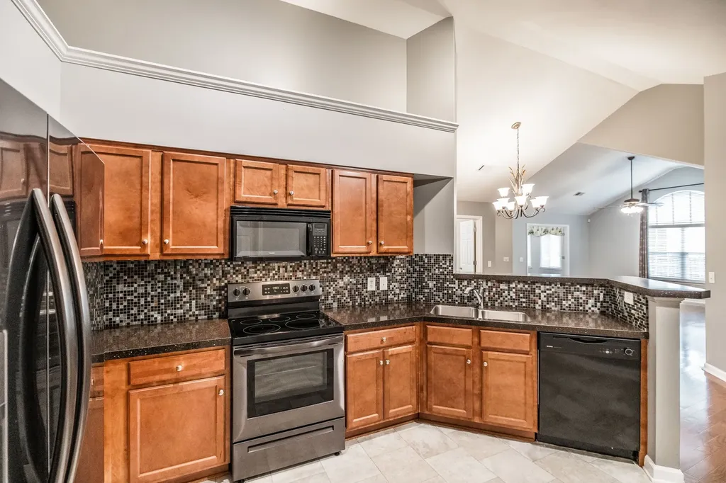 825 Browns Lane Gallatin TN 37066