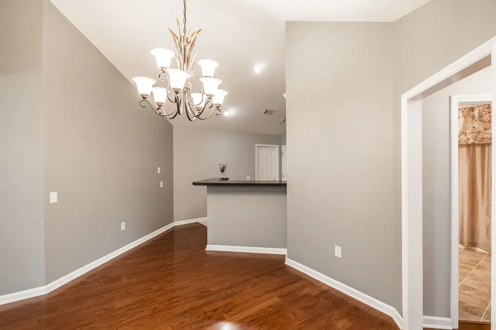 825 Browns Lane Gallatin TN 37066