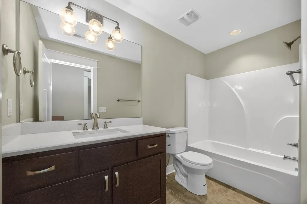 1105 Kittywood Court Murfreesboro TN 37129