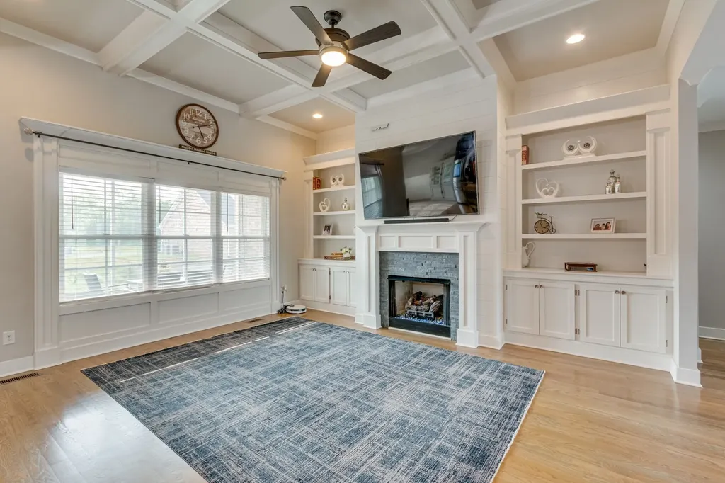 1105 Kittywood Court Murfreesboro TN 37129