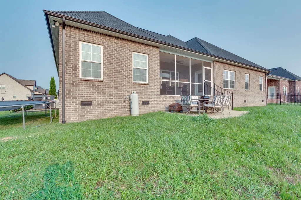 1105 Kittywood Court Murfreesboro TN 37129