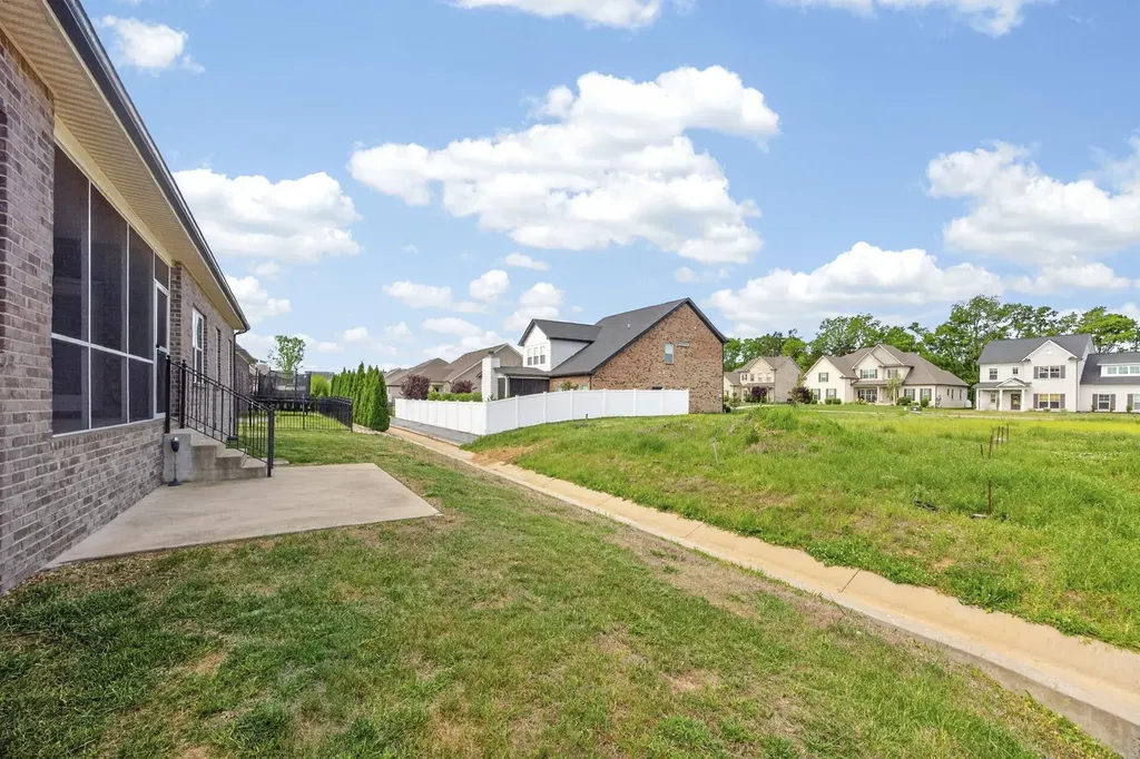 1105 Kittywood Court Murfreesboro TN 37129