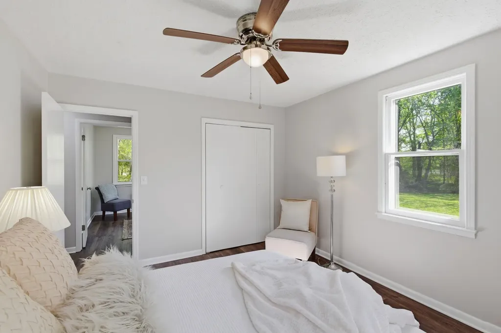 1021 Preston Drive Burns TN 37029