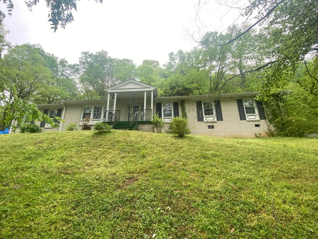 2705 Hillsboro Road Brentwood TN 37027