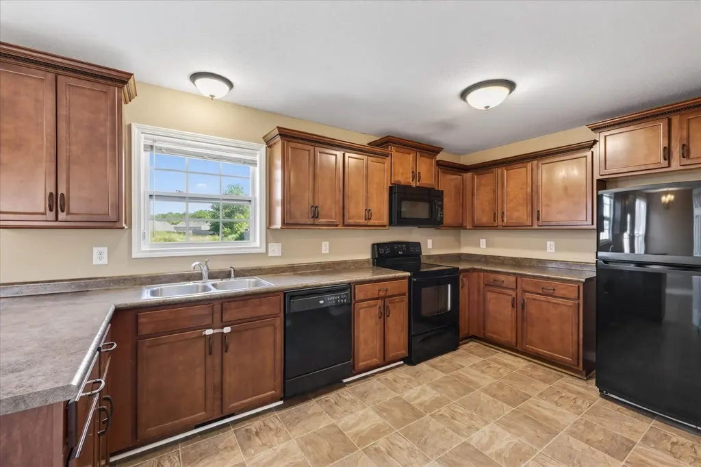 551 Fox Trot Drive Clarksville TN 37042