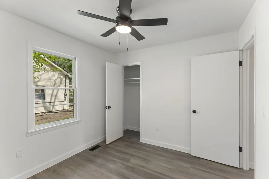 609 E 11th Street Columbia TN 38401