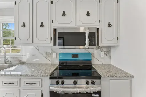 609 E 11th Street Columbia TN 38401