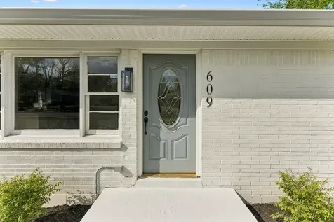 609 E 11th Street Columbia TN 38401