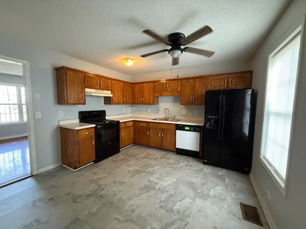 3445 Merganser Drive Clarksville TN 37042