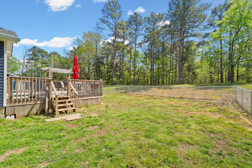 1549 Trace Creek Road Mc Ewen TN 37101