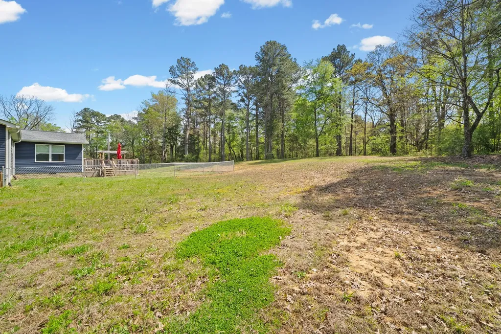 1549 Trace Creek Road Mc Ewen TN 37101