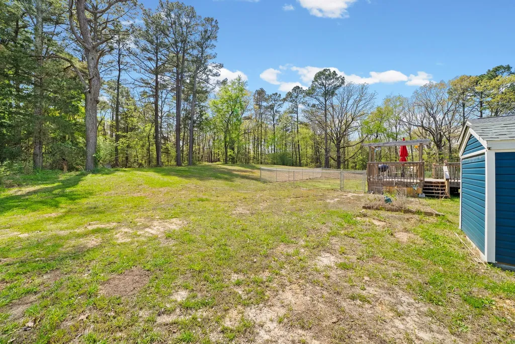 1549 Trace Creek Road Mc Ewen TN 37101