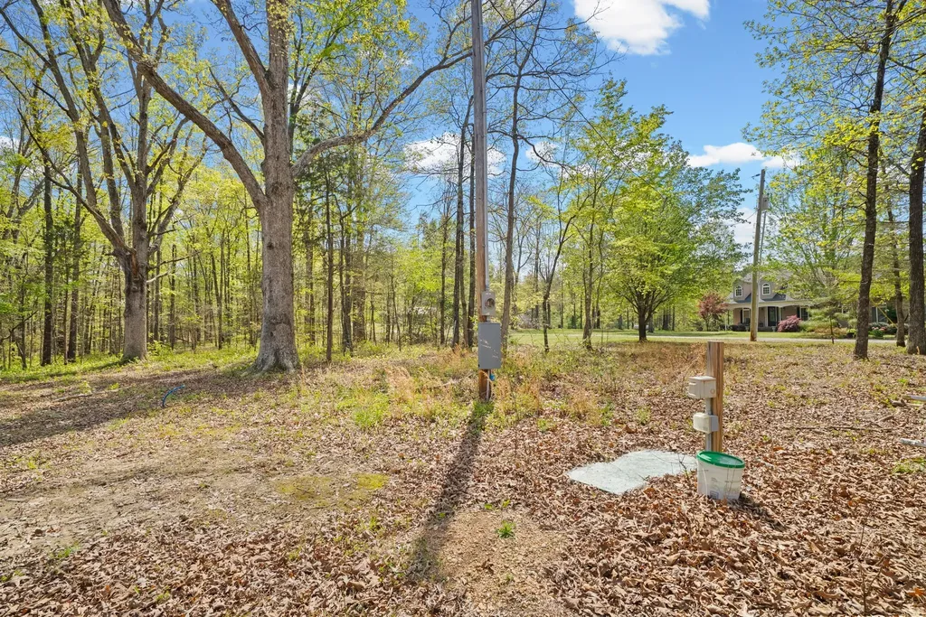 1549 Trace Creek Road Mc Ewen TN 37101