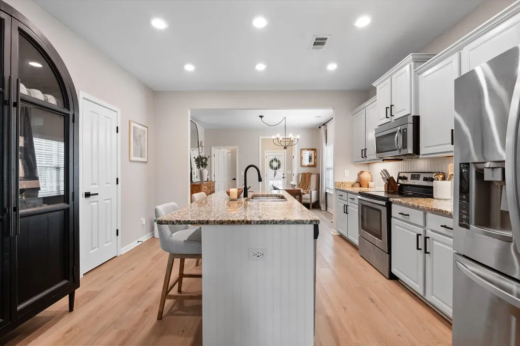 2425 Duxbury Drive Columbia TN 38401
