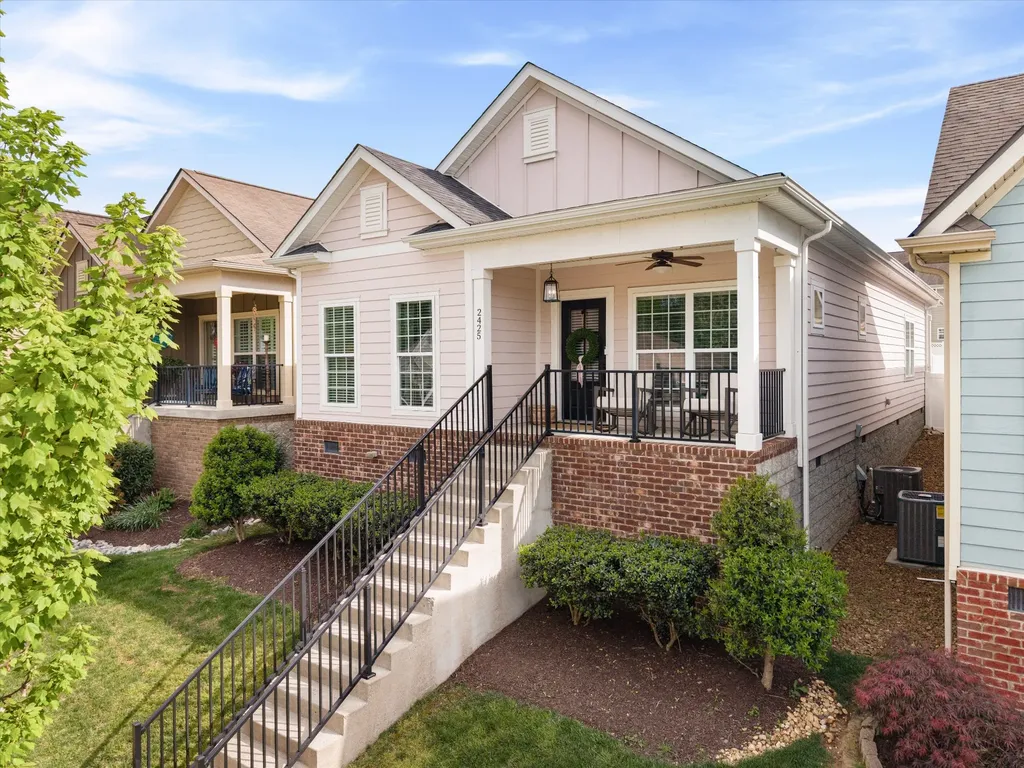 2425 Duxbury Drive Columbia TN 38401