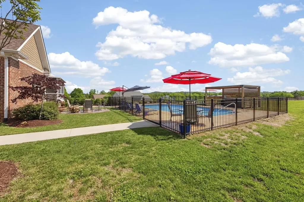1217 Ballentrace Boulevard Lebanon TN 37087
