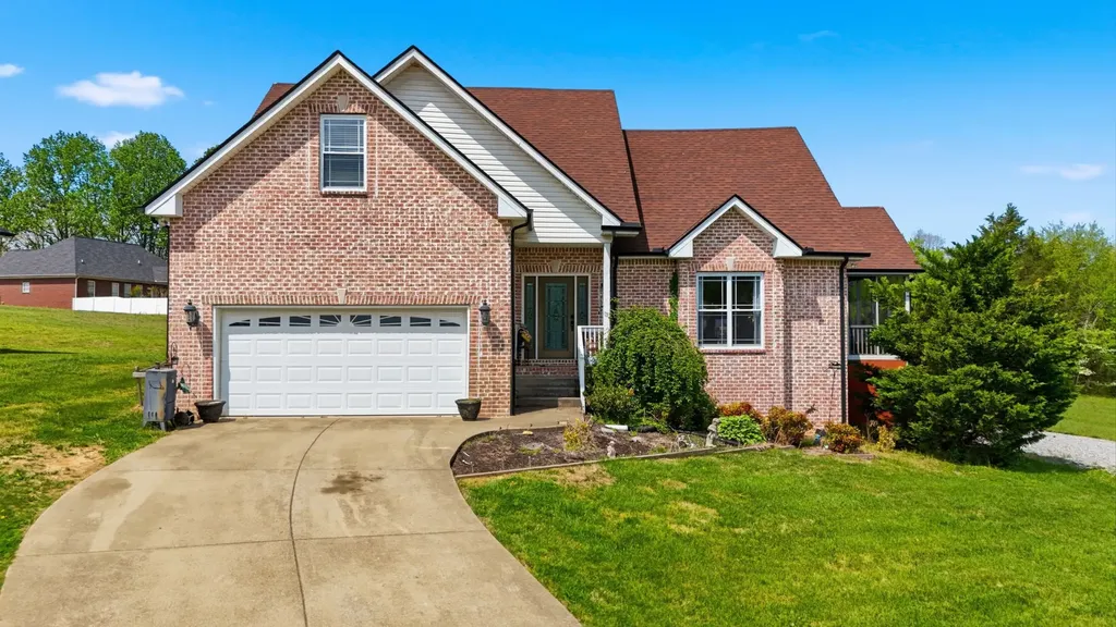 4046 Summit Drive Greenbrier TN 37073