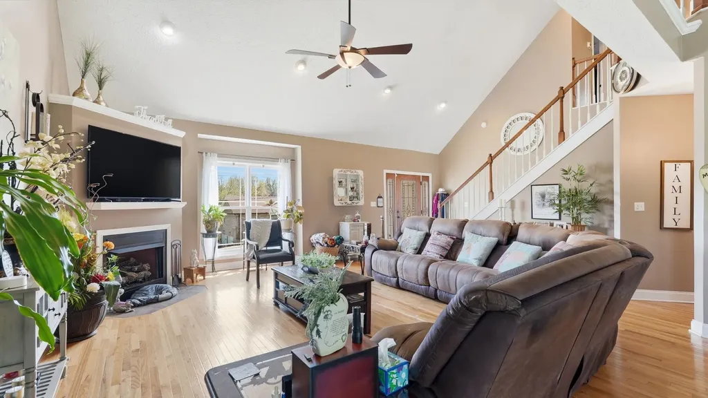 4046 Summit Drive Greenbrier TN 37073