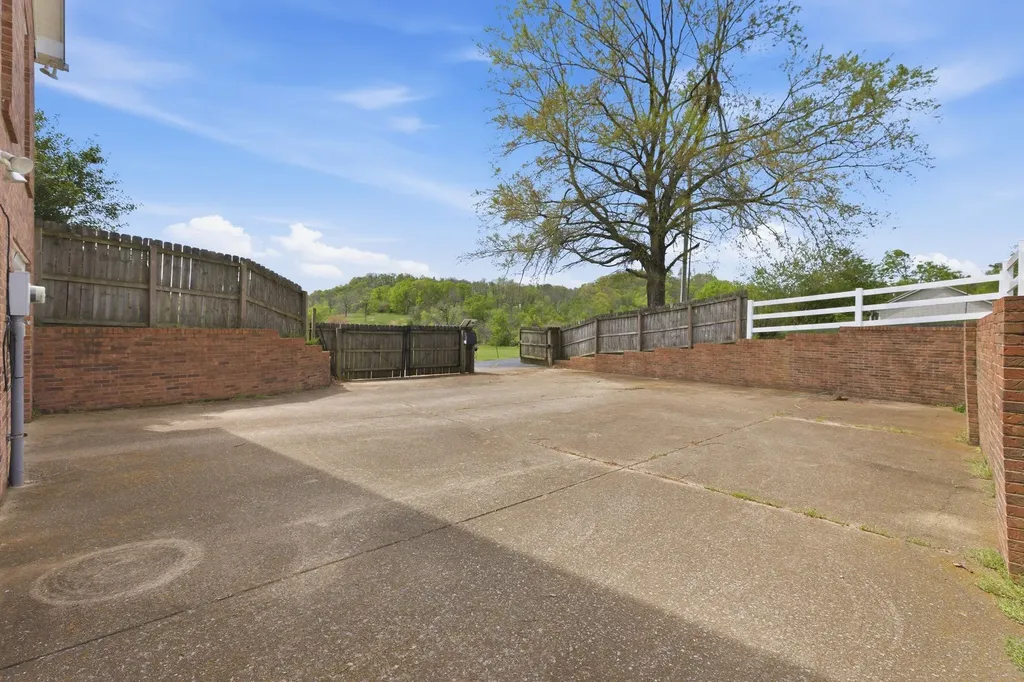 2149 Mooresville Pike Culleoka TN 38451
