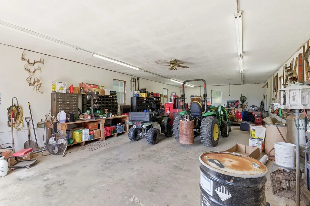 2149 Mooresville Pike Culleoka TN 38451