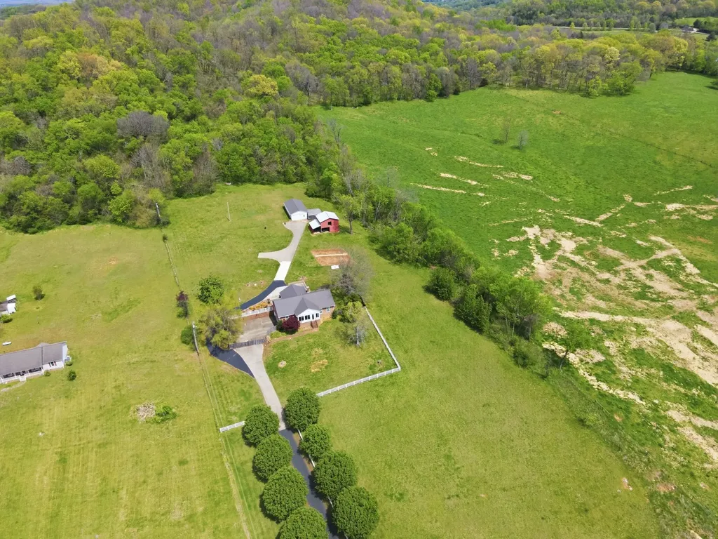 2149 Mooresville Pike Culleoka TN 38451