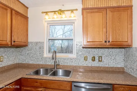 6324 Gateway Lane Knoxville TN 37920