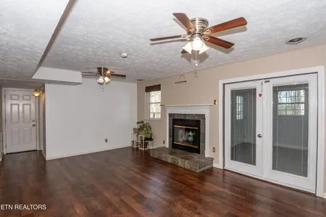 6324 Gateway Lane Knoxville TN 37920