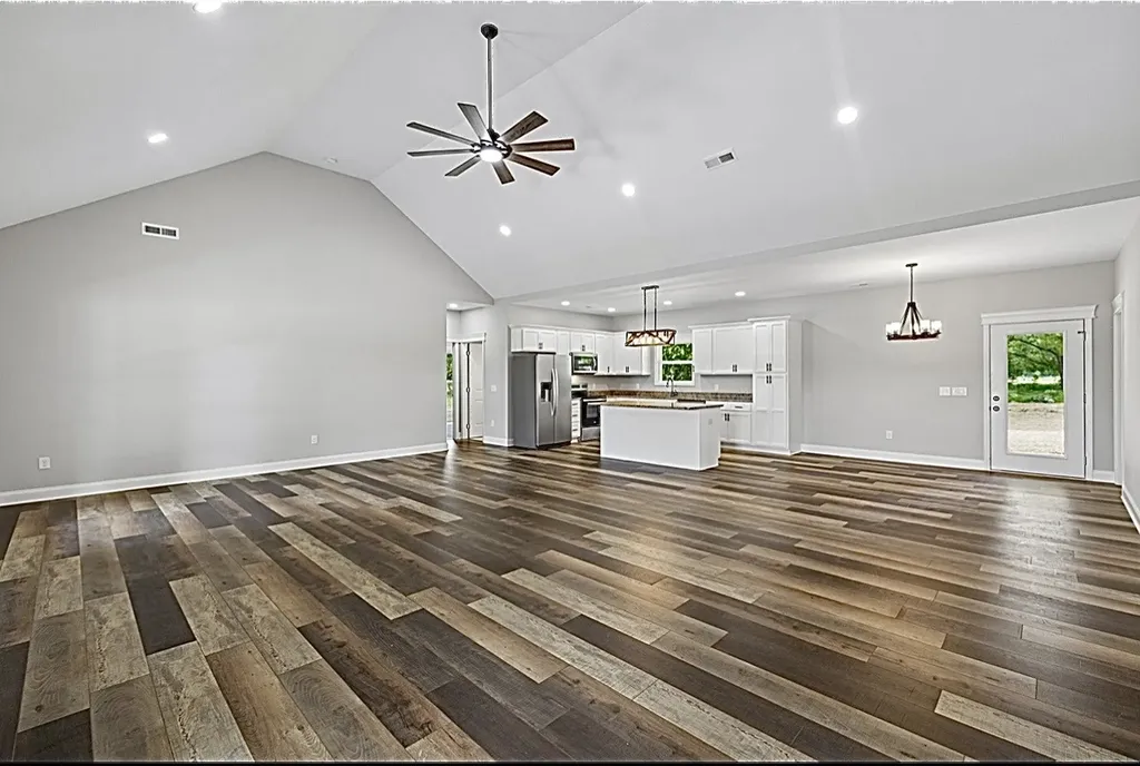 132 Whitaker Road Shelbyville TN 37160