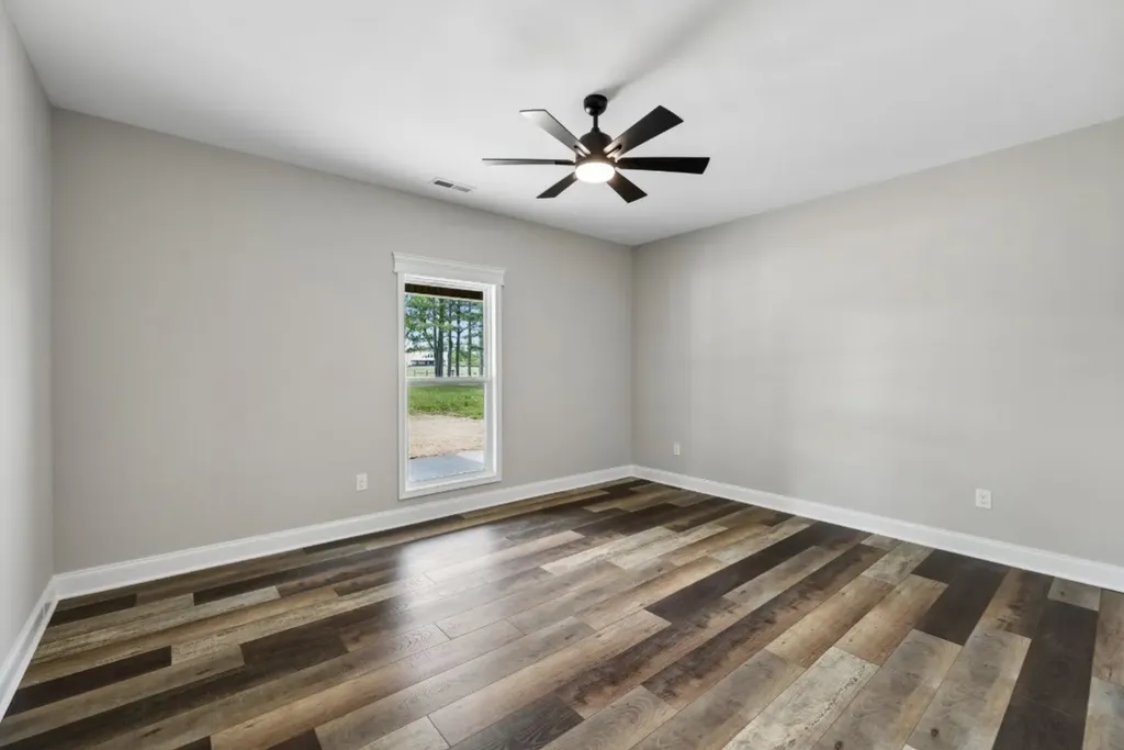 132 Whitaker Road Shelbyville TN 37160