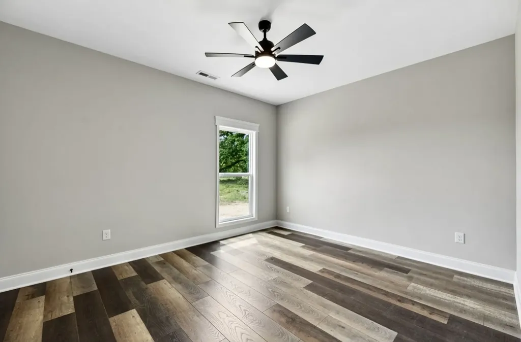 132 Whitaker Road Shelbyville TN 37160