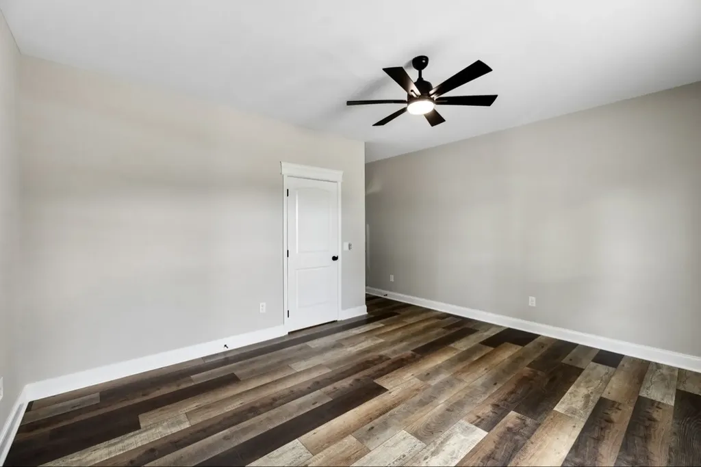 132 Whitaker Road Shelbyville TN 37160