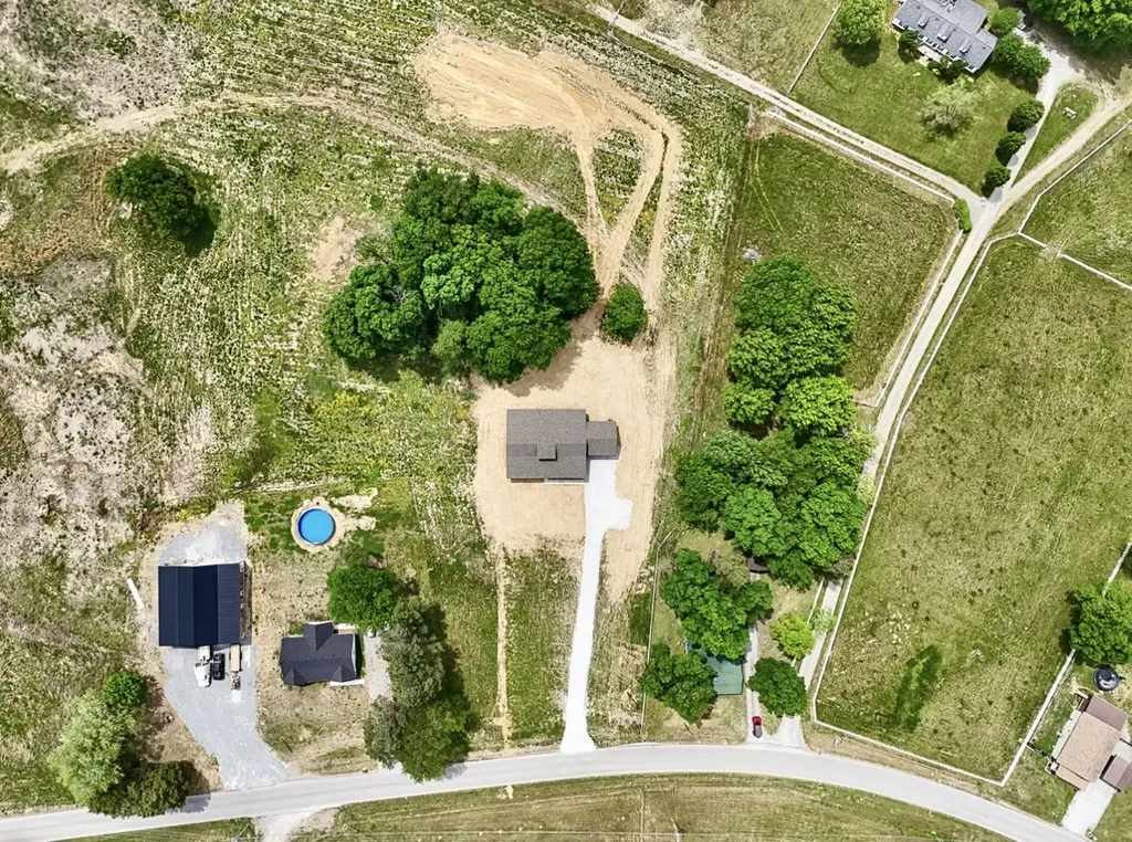 132 Whitaker Road Shelbyville TN 37160