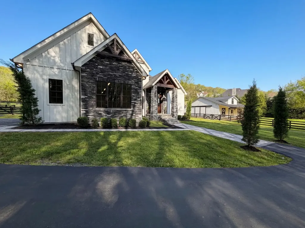 4450 Savage Pointe Drive Franklin TN 37064