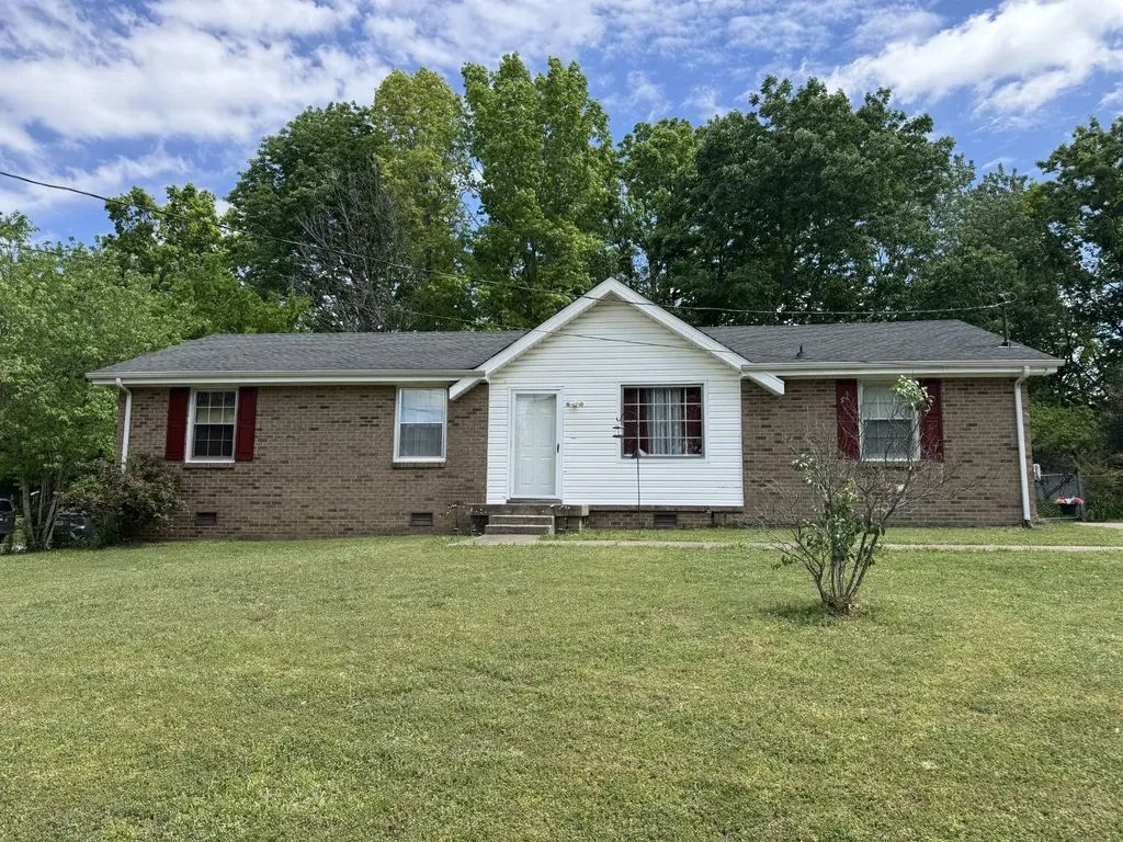236 Charlemagne Boulevard Clarksville TN 37042