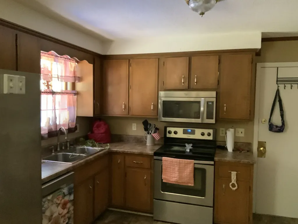 236 Charlemagne Boulevard Clarksville TN 37042