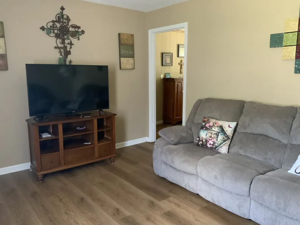 236 Charlemagne Boulevard Clarksville TN 37042