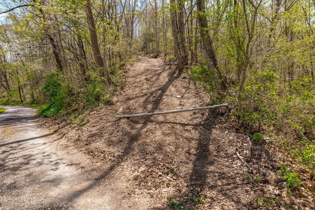 0 Mound Creek Road Kingston Springs TN 37082