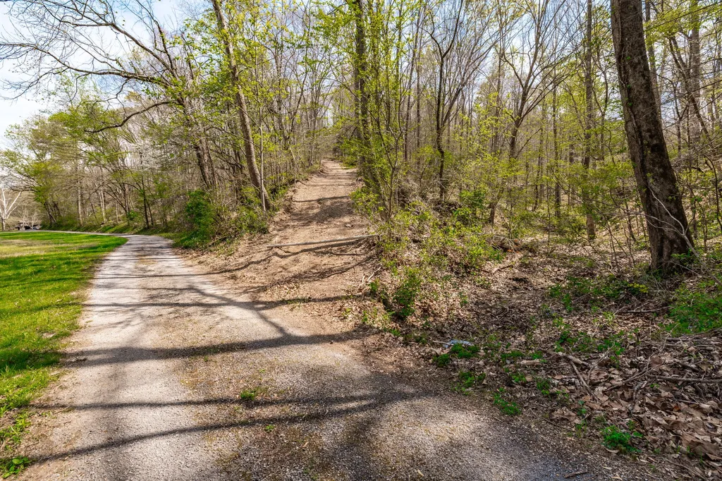 0 Mound Creek Road Kingston Springs TN 37082