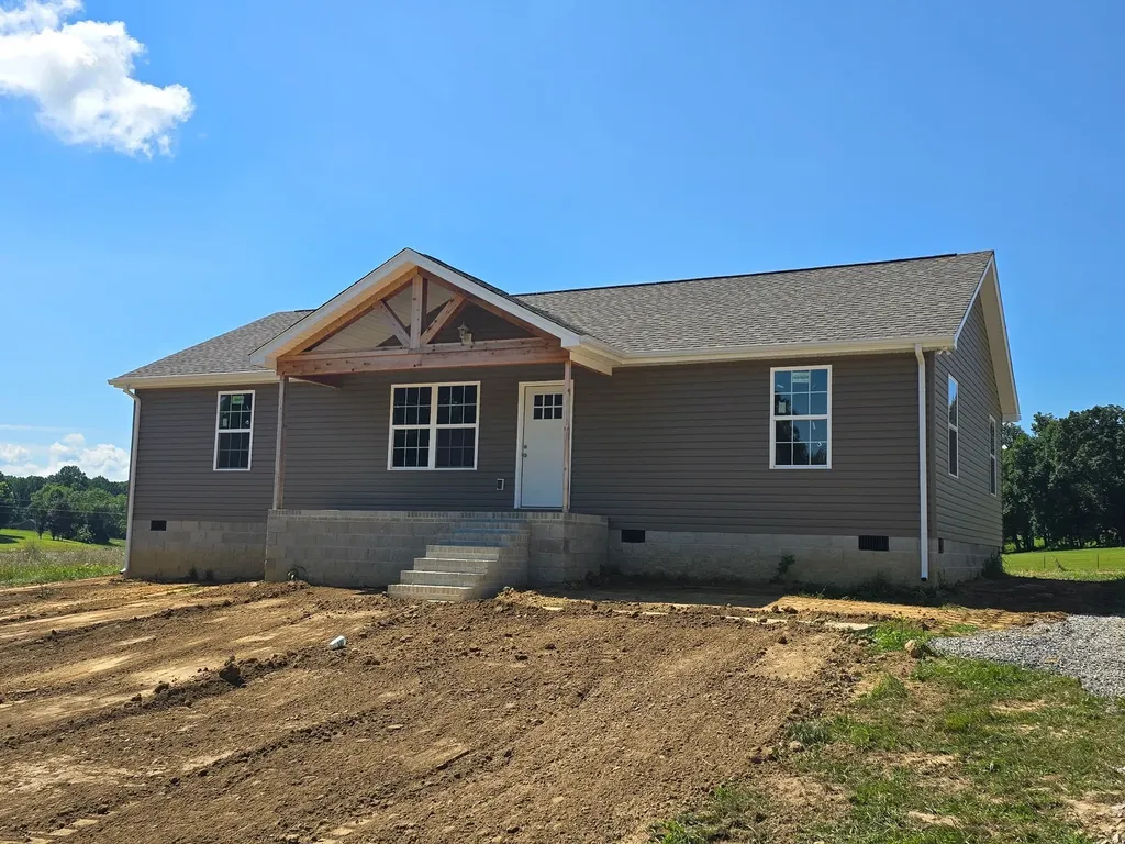 1190 Hutchins Road Mcminnville TN 37110