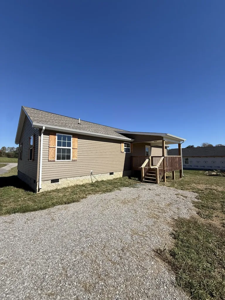 1190 Hutchins Road Mcminnville TN 37110