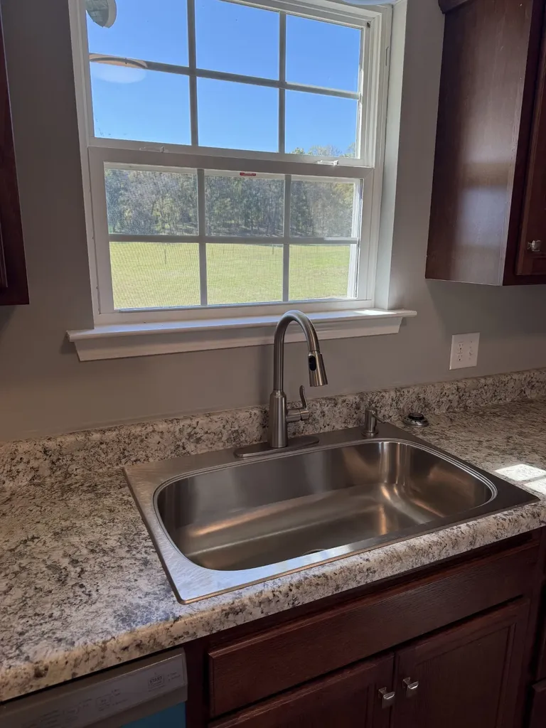 1190 Hutchins Road Mcminnville TN 37110