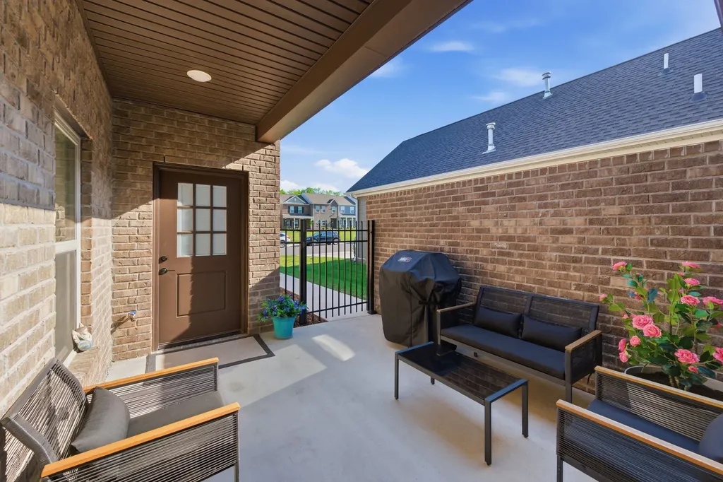 659 Swanston Lane Gallatin TN 37066