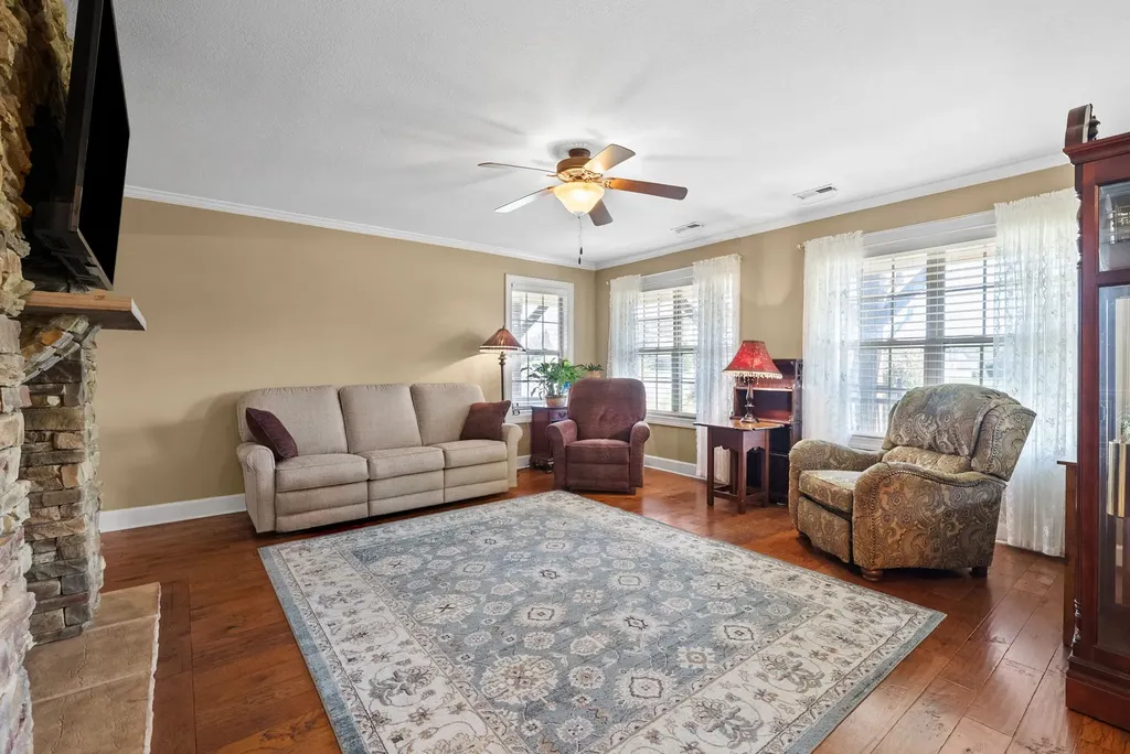 163 John Duke Tyler Boulevard Clarksville TN 37043