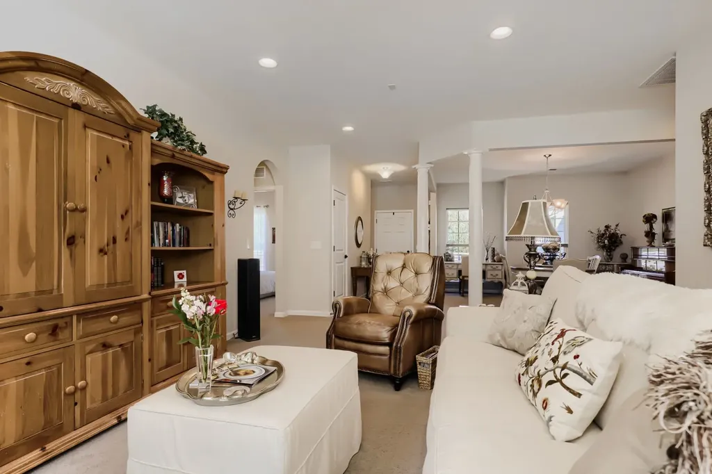 2432 Parkwood Drive Murfreesboro TN 37128