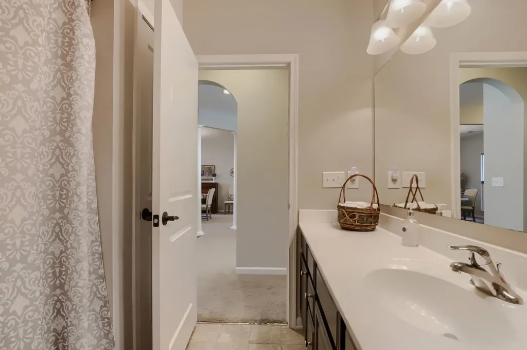2432 Parkwood Drive Murfreesboro TN 37128